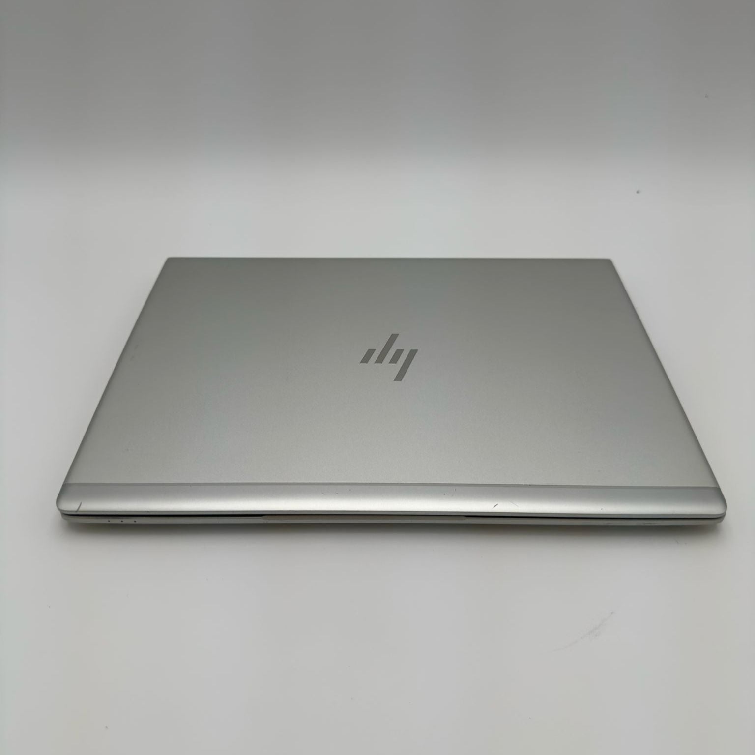 HP EliteBook 830 